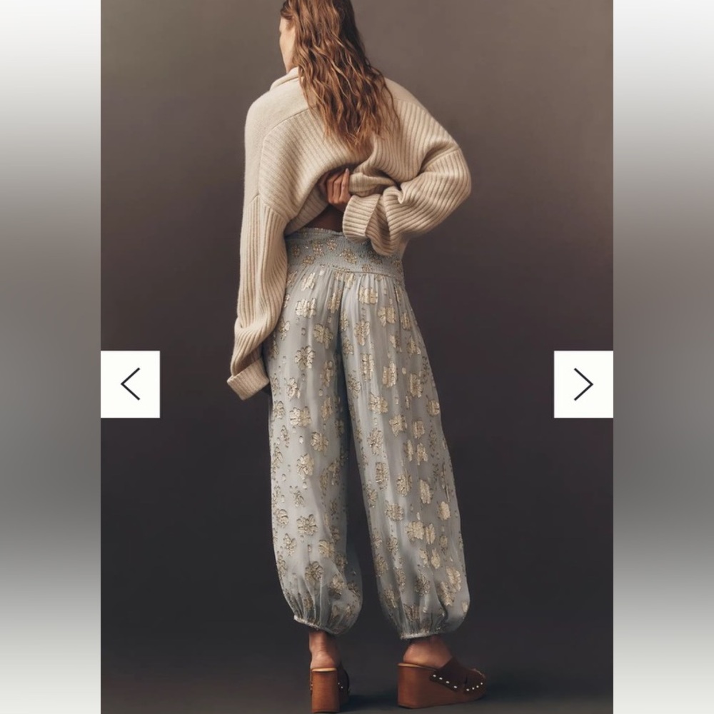 🆕 NWT by Anthropologie Deco Metallic Balloon  Pants with Gold Foil Detail - Picture 3 of 16